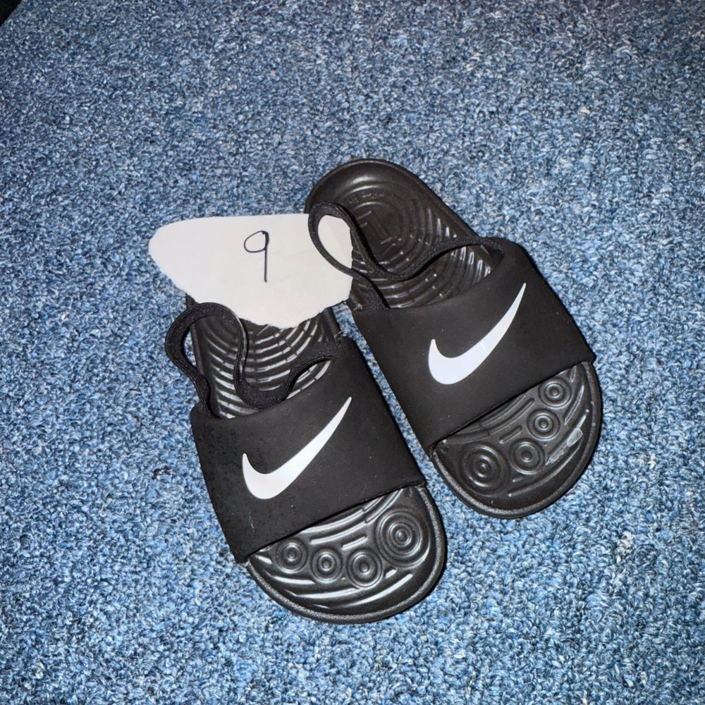 Nike Kids Black Slide Sandals